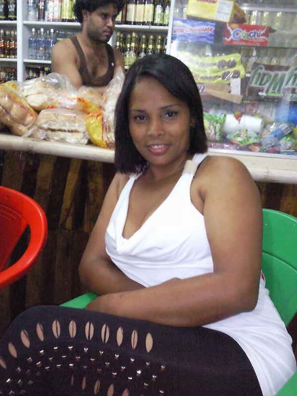 Date this athletic Dominican Republic girl Mia from Santo Domingo DO8334
