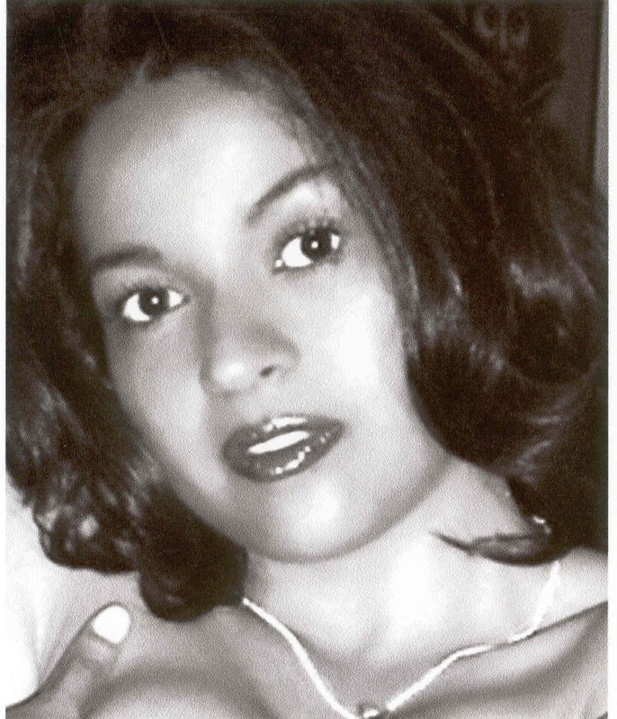 Date this sensual Colombia girl Alejandra from Bogota CO7539