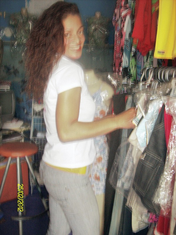 Date this cute Brazil girl Selminha from Recife BR5889