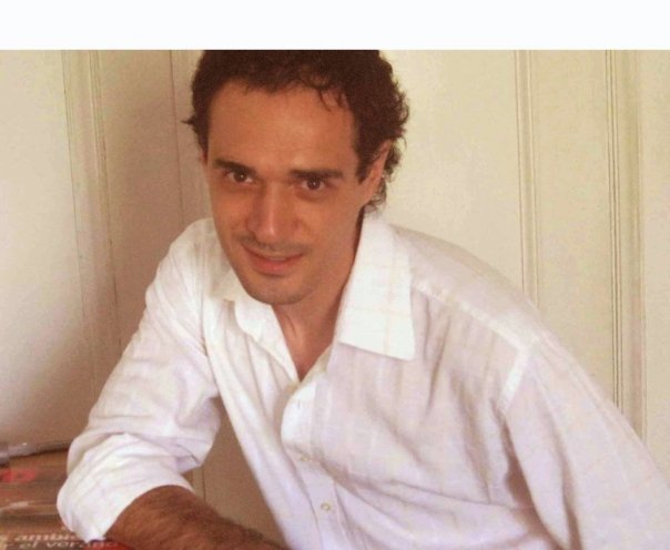 Date this happy Chile man Rodrigo from Santiago CL55