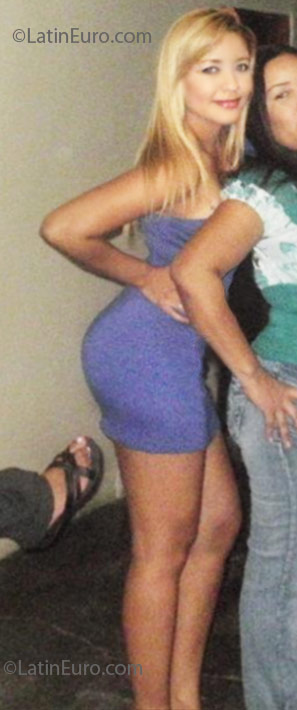 Date this young Colombia girl Leidy from Barranquilla CO7555