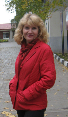 Date this nice looking United States girl Florian from cleveland US10904