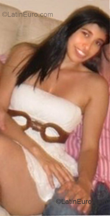 Date this georgeous Colombia girl Amparo from Cali CO7575