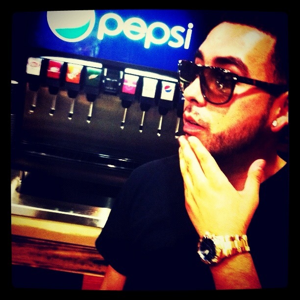 Date this foxy United States man Loso9 from Los Angeles US10963