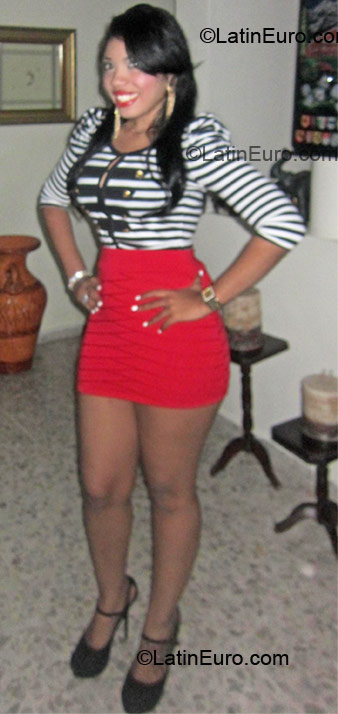 Date this pretty Dominican Republic girl Natalie from San Cristobal DO8683