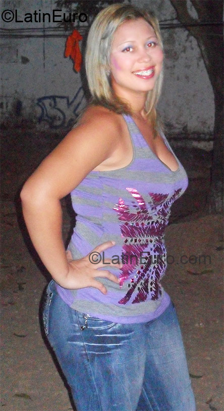 Date this nice looking Colombia girl Thaliana from Barranquilla CO7647