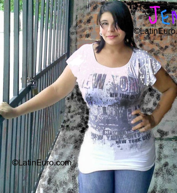 Date this hard body Colombia girl Jennifer from Pereira CO7650
