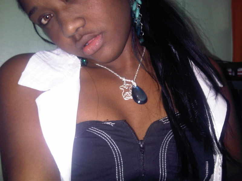 Date this athletic Dominican Republic girl Yoelia from Santo Domingo DO8990