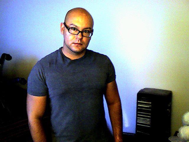 Date this nice looking United States man Erik from Los Angeles US11181