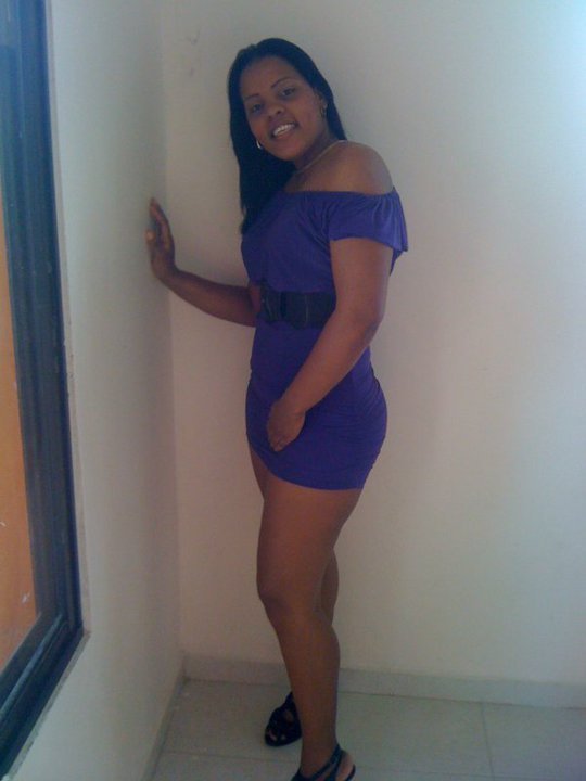 Date this nice looking Dominican Republic girl Lizam from Santiago DO9010