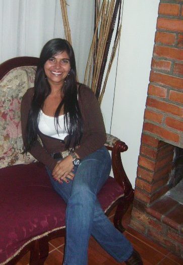 Date this lovely Colombia girl Monica from Manizales CO7774