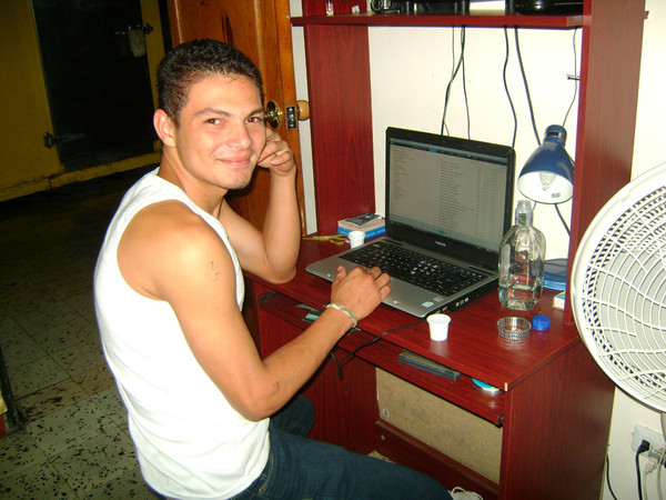Date this happy Colombia man Luis alfonso from Tulua CO7864