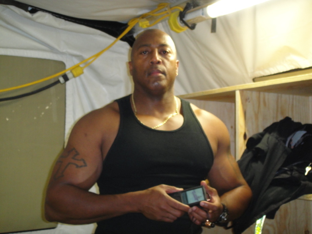 Date this attractive United States man Kelvin from Hope Mills US11282