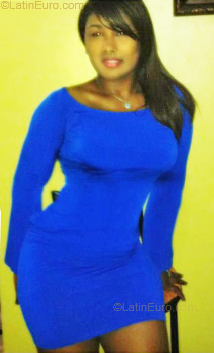 Date this tall Dominican Republic girl MorenaUnica from Rep. Dominicana DO9206