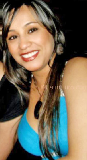 Date this fun Colombia girl Natalia from Medellin CO7954