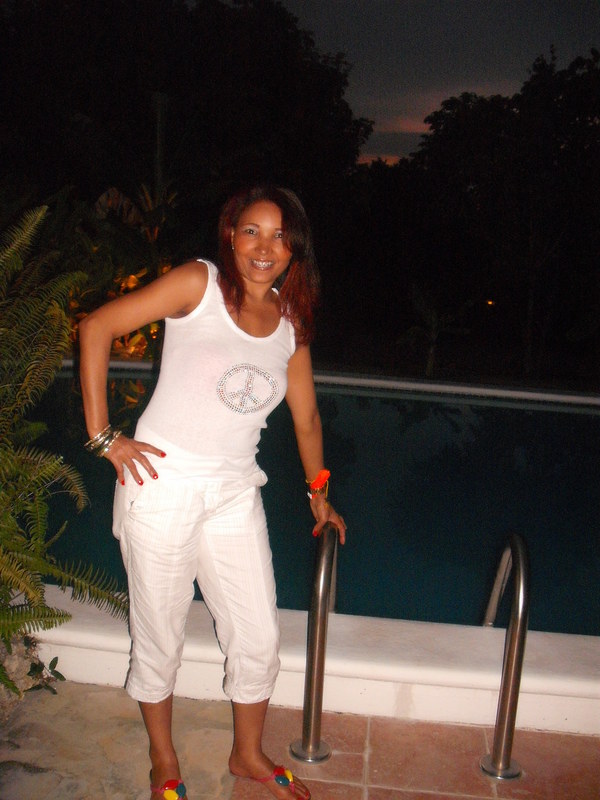 Date this exotic Dominican Republic girl Neris from Santiago DO9327