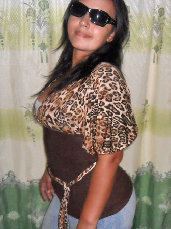 Date this funny Colombia girl Anabolena from Cali CO8079