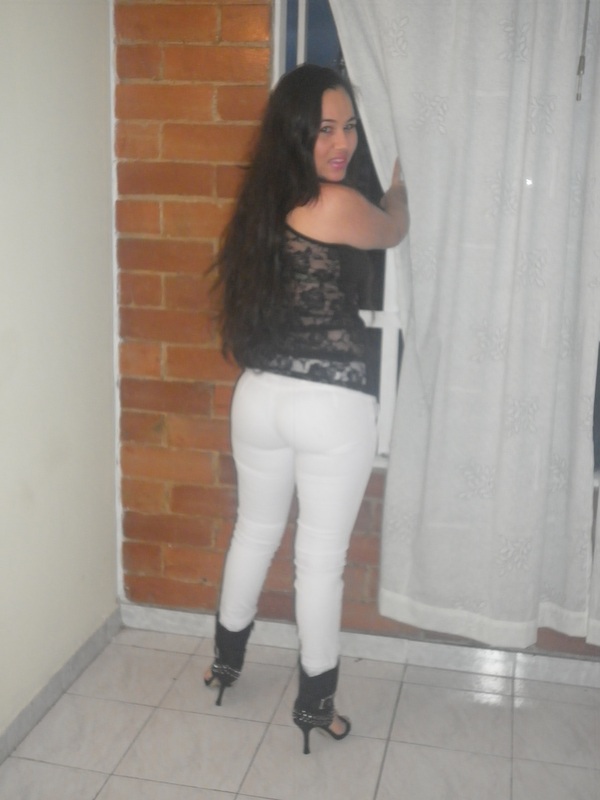 Date this young Colombia girl Adriana from Ibague CO8091
