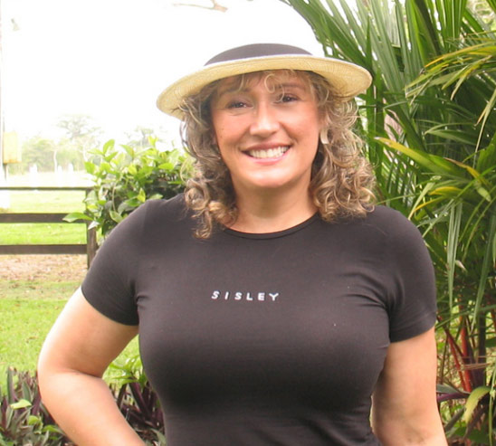 Date this funny Colombia girl Carolina from Bogota CO8115