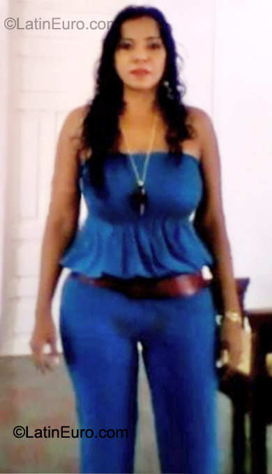 Date this tall Colombia girl Yacira from Riohacha CO10391