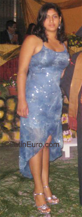 Date this young Honduras girl Karen from San Pedro Sula HN428