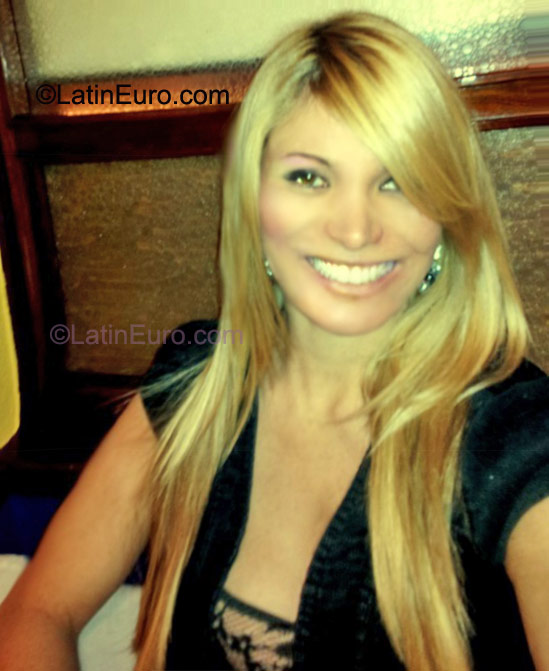 Date this exotic Spain girl Ana from Oviedo ES208