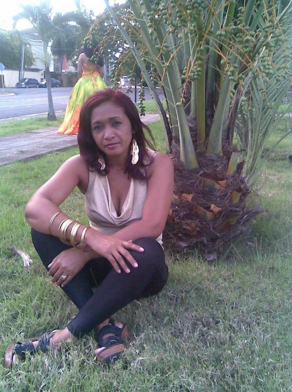 Date this foxy Dominican Republic girl Gregoria from Santiago DO9535