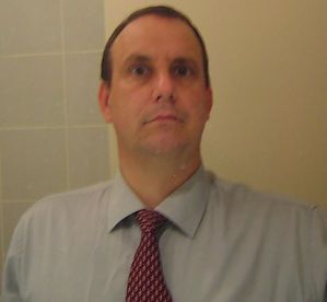 Date this gorgeous Belgium man Gert from Brussels BE75