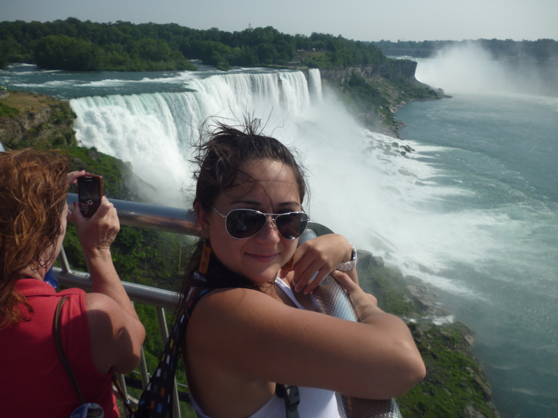 Date this hot Colombia girl Paulia from Armenia CO8395