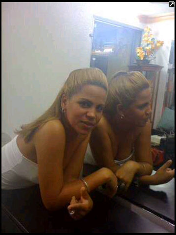 Date this athletic Dominican Republic girl Yillian from Santiago DO9723