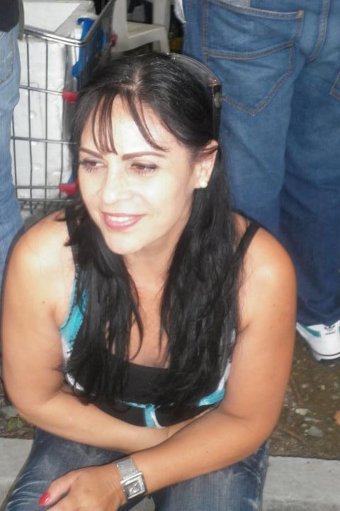 Date this hot Colombia girl Luz from Medellin CO8431