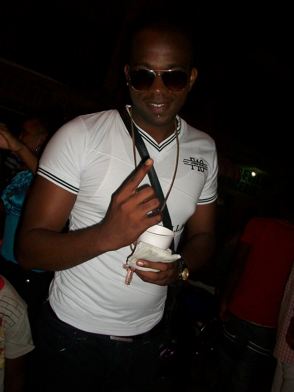 Date this happy Dominican Republic man Daward from Mun Consuelo DO9776