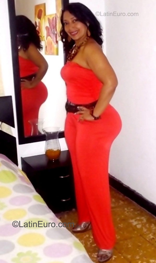 Date this sultry Colombia girl Maria fernanda from Cali CO8500