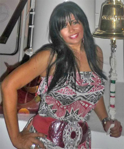 Date this gorgeous Colombia girl Maryluna from Cartagena CO8524