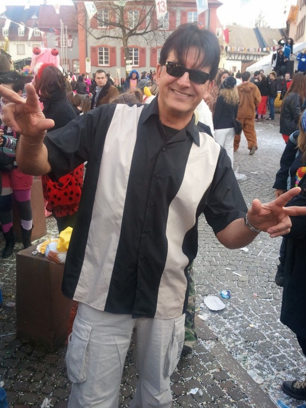 Date this charming Germany man Frank from Freiburg DE270