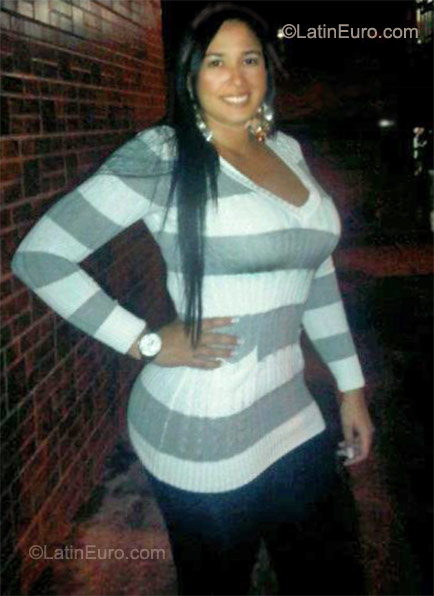 Date this charming Colombia girl Juliana from Medellin CO8649