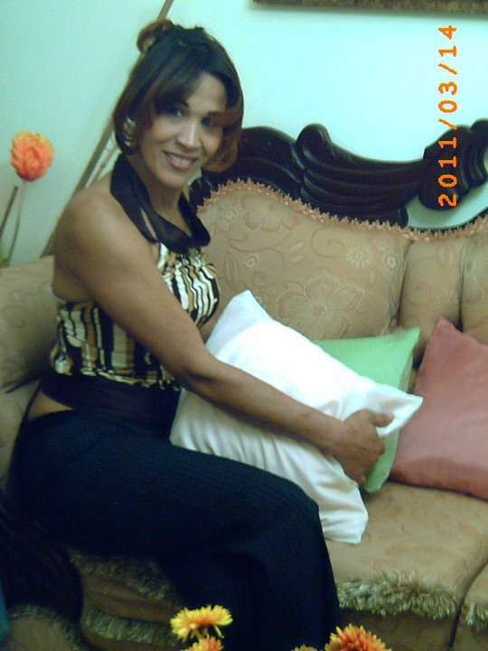 Date this delightful Dominican Republic girl Reina from La Vega DO9897