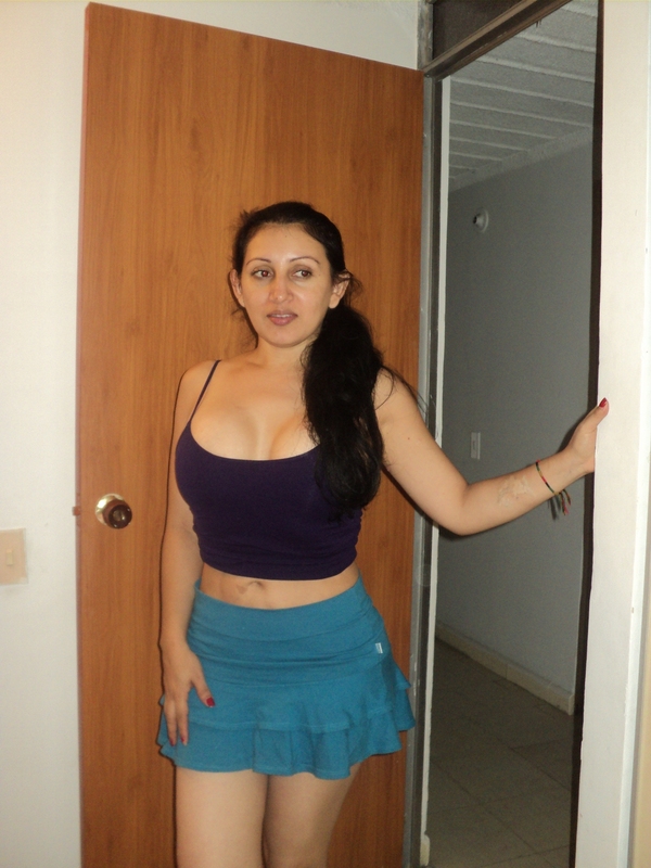 Date this tall Colombia girl Raquel38 from Cali CO8672