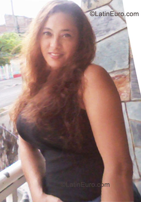 Date this funny Colombia girl Martha Isabel from Cali CO8686