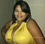 happy Dominican Republic girl Yesi from Santiago DO9918