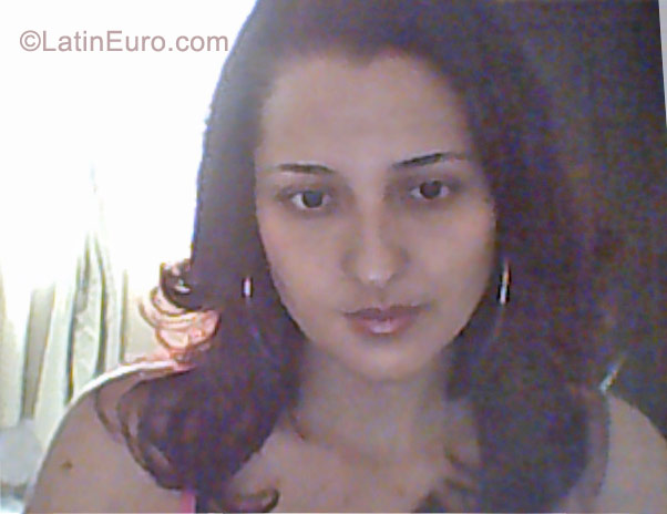 Date this georgeous Colombia girl Yenny from Medellin CO8717