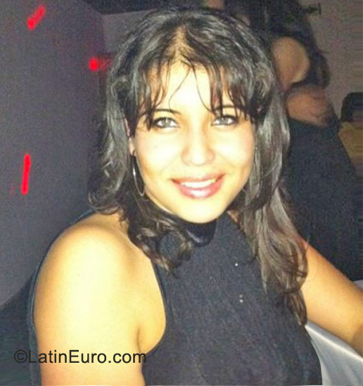 Date this young Colombia girl Tatiana from Bogota CO8791