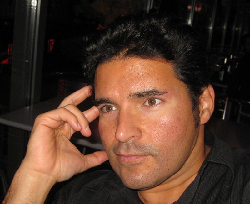 Date this foxy United States man Gianni from Newport Beach US11901