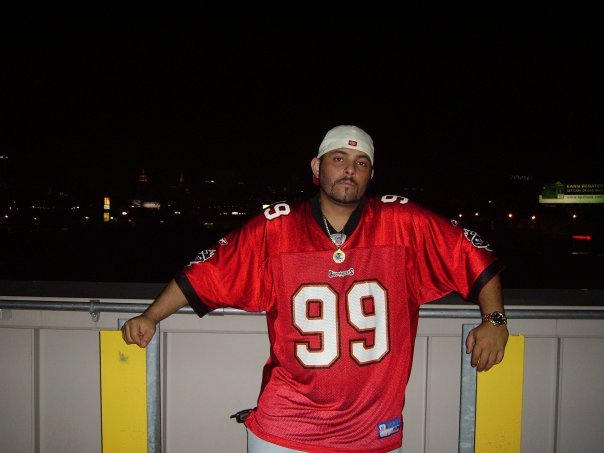 Date this young United States man Hugo from Elmont US11945