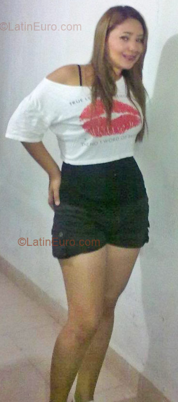 Date this pretty Colombia girl Anniita from Cartagena CO8858