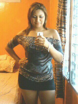 Date this charming Honduras girl Maryza from El Pogreso Yoro HN515