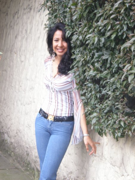 Date this attractive Colombia girl Monicalamb from Bogota CO8865