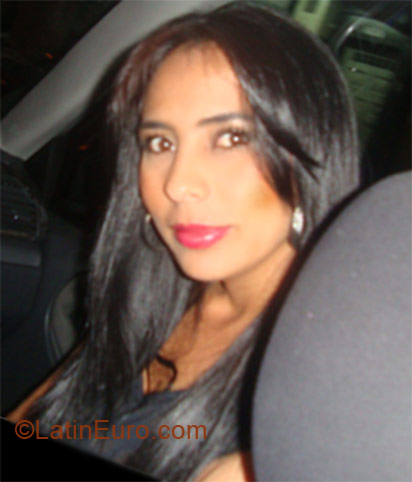 Date this foxy Colombia girl Andrea from Medellin CO8911