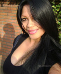 fun Colombia girl Emilce from Cali CO8903