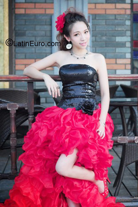 Date this passionate Panama girl Tuki from Panama PA215